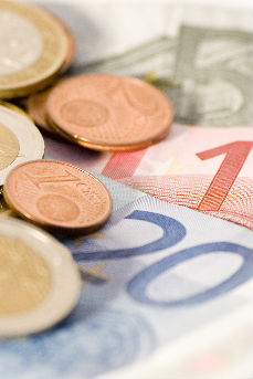 Des pièces et des billets en euros
